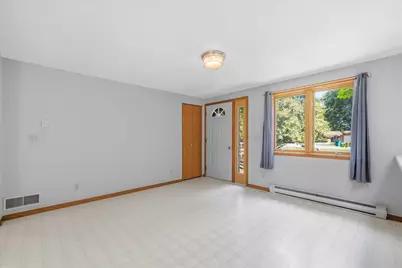 N9293 N Oakwood Ln, Neshkoro, WI 54960 - Photo 13