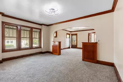 1313  Marquette Ave, South Milwaukee, WI 53172 - Photo 7