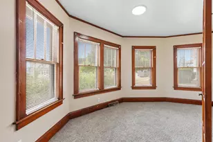 1313 Marquette Ave, South Milwaukee, WI 53172 - Photo 5