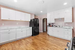 1313 Marquette Ave, South Milwaukee, WI 53172 - Photo 9