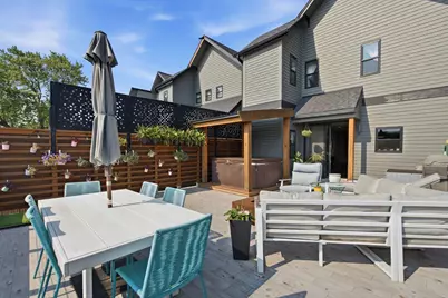 2110 S Aldrich St, Milwaukee, WI 53207 - Photo 15
