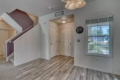 14025 W Lenox Dr, New Berlin, WI 53151 - Photo 13