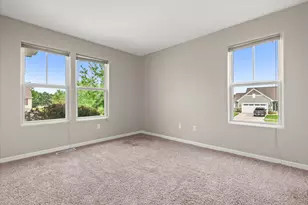 706 Sierra St, Hartford, WI 53027 - Photo 19