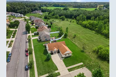 706  Sierra St, Hartford, WI 53027 - Photo 41