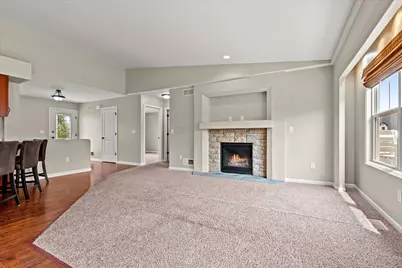 706  Sierra St, Hartford, WI 53027 - Photo 9