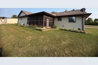 116  Colonial Dr, Saint Nazianz, WI 54232 - Photo 9