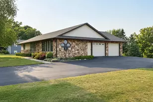 116 Colonial Dr, Saint Nazianz, WI 54232 - Photo 1