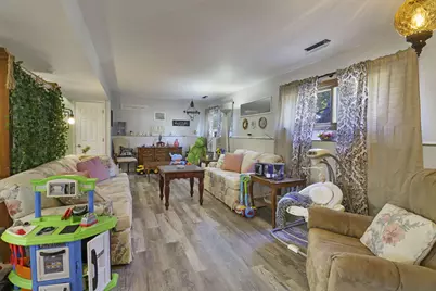 217 W Geneva St, Delavan, WI 53115 - Photo 9