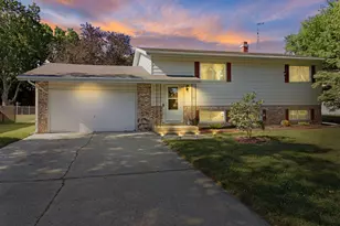 217 W Geneva St, Delavan, WI 53115 - Photo 23