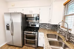 700 Menomonee Ave, South Milwaukee, WI 53172 - Photo 9
