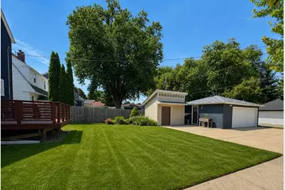 700  Menomonee Ave, South Milwaukee, WI 53172 - Photo 25