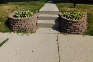 8622 W Villard Ave, Milwaukee, WI 53225 - Photo 39
