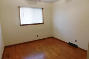 8622 W Villard Ave, Milwaukee, WI 53225 - Photo 27