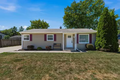 6720  Novak Rd, Racine, WI 53402 - Photo 1