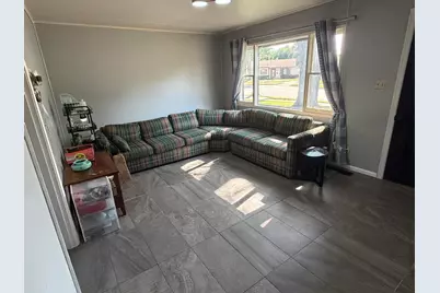 6525 W Ohio Ct, Milwaukee, WI 53219 - Photo 11