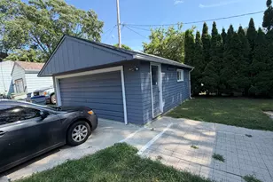 6525 W Ohio Ct, Milwaukee, WI 53219 - Photo 25