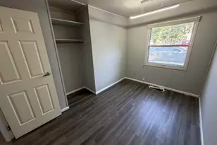 6525 W Ohio Ct, Milwaukee, WI 53219 - Photo 19
