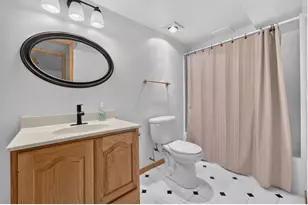 2710 Concord Dr, Racine, WI 53403 - Photo 15