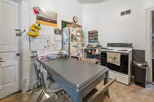 1972 N Farwell Ave, Milwaukee, WI 53202 - Photo 7