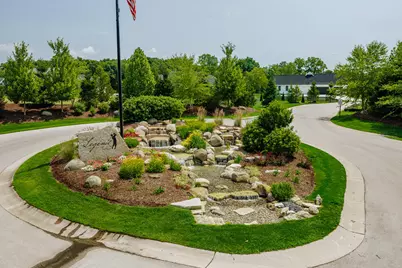 Lt22  Legend Clubs Ct, Waukesha, WI 53189 - Photo 5