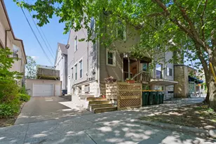 1976 N Farwell Ave, Milwaukee, WI 53202 - Photo 5