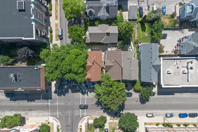 1976 N Farwell Ave #1978, Milwaukee, WI 53202 - Photo 19