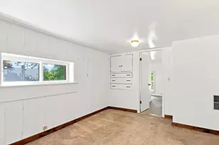 2910 Northwestern Ave, Racine, WI 53404 - Photo 29