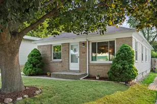 1735 S 92nd St, West Allis, WI 53214 - Photo 1