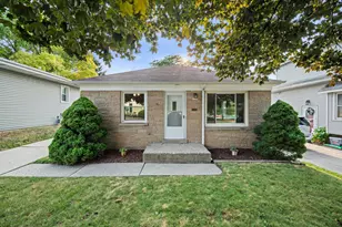 1735 S 92nd St, West Allis, WI 53214 - Photo 23