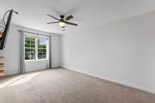 1888 N Humboldt Ave, Milwaukee, WI 53202 - Photo 19