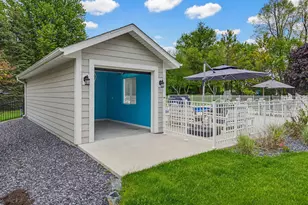 W220N11412 Amy Belle Rd, Germantown, WI 53022 - Photo 75