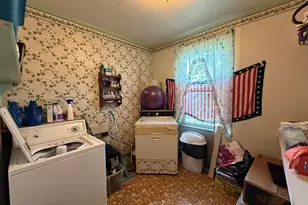 1413 Clark St, Manitowoc, WI 54220 - Photo 9