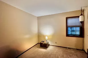 385 Lexington Ct, Pewaukee, WI 53072 - Photo 13