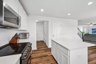 676 Lambert Dr, Slinger, WI 53086 - Photo 11