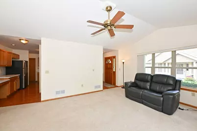 N24W24000  Brandon Oaks Dr #A, Pewaukee, WI 53072 - Photo 3