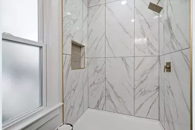 1431 S 71st St, West Allis, WI 53214 - Photo 13