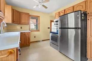1704 Milwaukee Ave, South Milwaukee, WI 53172 - Photo 9