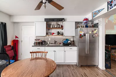 411  3rd St, La Crosse, WI 54601 - Photo 11