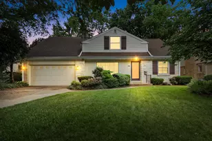 7212 Aetna Ct, Wauwatosa, WI 53213 - Photo 1