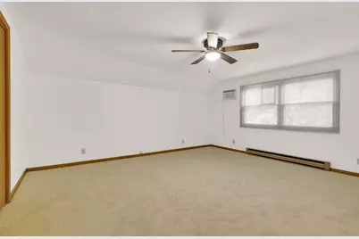 7212  Aetna Ct, Wauwatosa, WI 53213 - Photo 23