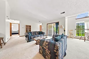 702 Shepherds Dr, West Bend, WI 53090 - Photo 9