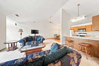 702  Shepherds Dr #8, West Bend, WI 53090 - Photo 9