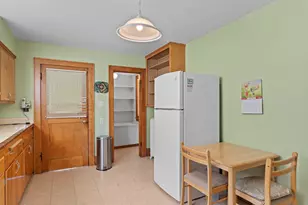 539 N 64th St, Wauwatosa, WI 53213 - Photo 15