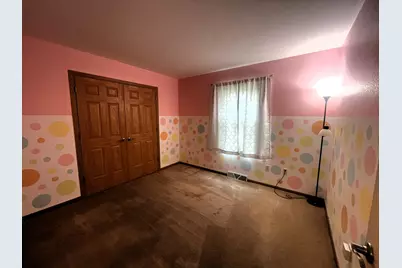 604 S Woodpine Dr, Elkhorn, WI 53121 - Photo 9