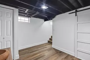 8127 W Glen Ave, Milwaukee, WI 53218 - Photo 25