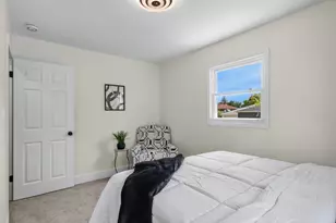 8127 W Glen Ave, Milwaukee, WI 53218 - Photo 19