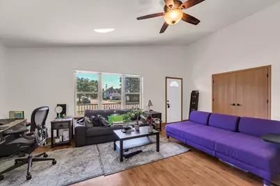 302  Graham St, Racine, WI 53405 - Photo 11