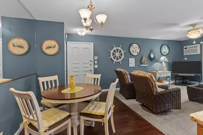 110  Hank Jay Dr #E, Lake Geneva, WI 53147 - Photo 7