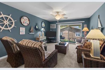 110  Hank Jay Dr #E, Lake Geneva, WI 53147 - Photo 9