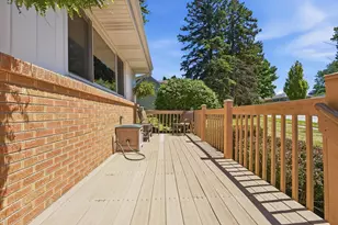 6712 Manchester Dr, Greendale, WI 53129 - Photo 5